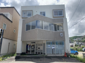 Nanda House