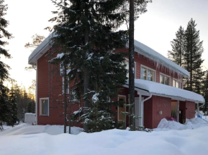 Pyhäkoti Holiday Home