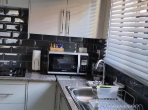 Koena Court (Unit 2) - With Uncapped Fiber Wi-Fi