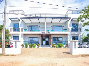 Sunset Gecko Condos - Unit 1A