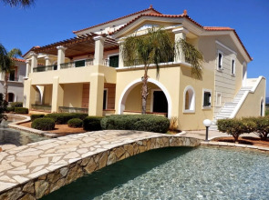 Messina Resort Hotel