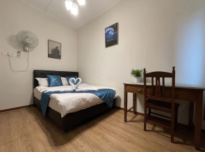 Baba & Charlie Homestay