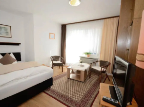 Landhotel Und Restaurant Haus Steffens Bei Calpas