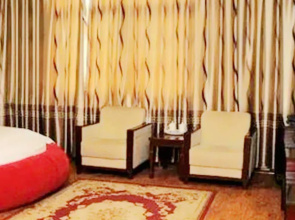 Yinzuo Jiayi Hotel (Dongying Huanghe Road Wanda Plaza)