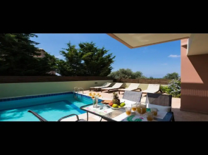 Loutra Suite With Private Pool