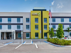 Home2 Suites Naples I-75 Pine Ridge Road, FL