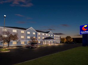 Comfort Inn & Suites Mason City - Clear Lake