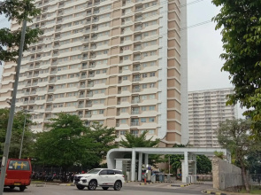 3BR Trivium Cikarang free Netflix Disney & PrimeVideo with pool & lake view