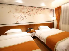 Four Seasons Are Picturesque Guesthouse