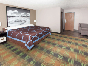 Super 8 by Wyndham Keokuk