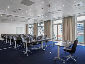 Copenhagen Island Hotel