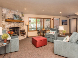 Somerset Inn & Suites