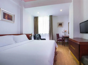 Vienna Classic Hotel (Foshan Sanshui Wanda District)