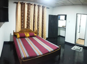 Shisha Homestay