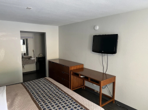 COMMERCE INN Near SK Battery Plant