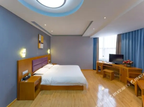 怡沁园酒店(北海高铁站大润发店)