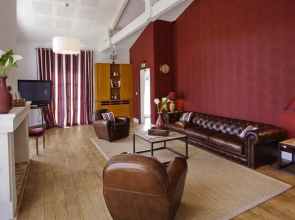 Chateau Lagrange