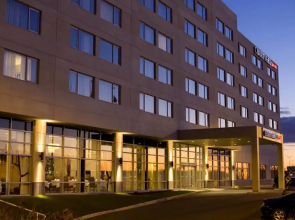 Courtyard Montreal Airport