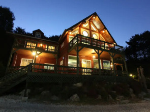 Muju Naos Pension