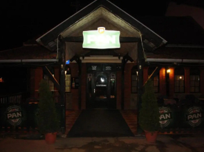 Valpovački dvori B&B