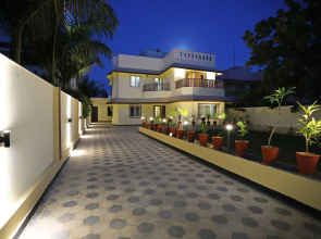 OYO 9428 Home Hill View Goverdhan Vilas