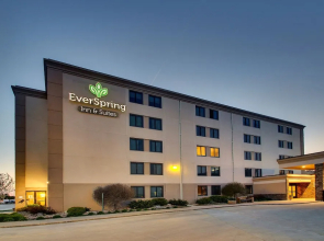 Expressway Inn
