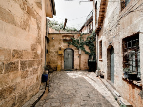 Doğanbey Konaği
