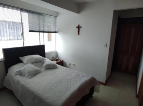 Apartamento Cómodo, Iluminado Y Central En Manizales