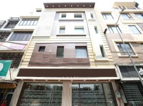 OYO 14790 Hotel Destiny Inn