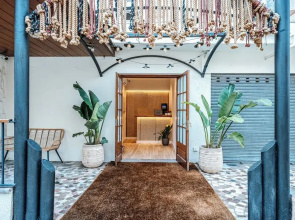 Sweet Lloret Suites - Smart Hotel