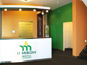 Le Merceny Motel