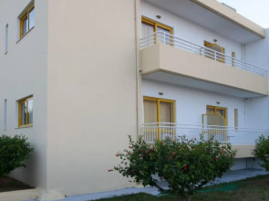 Cosmi Apartments by Estia
