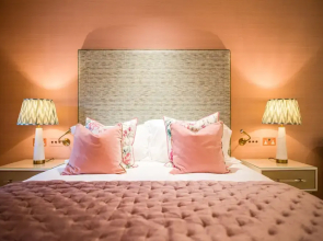 Dewars Restaurant & Rooms