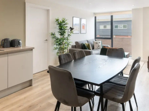 Host Stay Richmond Place 103