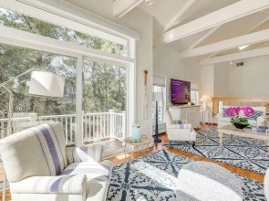 Coastal Cape May Getaway - Steps to Beach!