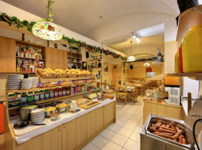 Hotel Golden City Garni