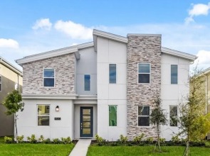 Storey Lake - 9 Bedroom Home With Pool - 1679st 9 Home by Redawning