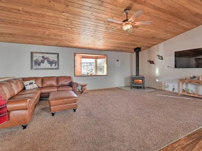 Peaceful Superior Home w/ Fire Pit & Mtn View