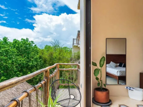 @villa.akbal- 2bd rooftop w/ open dinning room