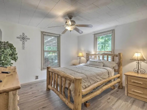 Cozy Home w/ Patio in the Heart of Cañon City!