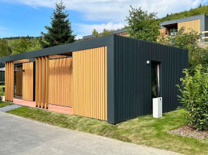 Modern Holiday Home With hot tub in Winterberg