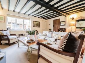 Charming Period Cottage With Free Wifi