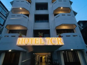 Hotel 7 Cr