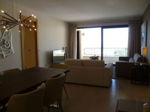 Luxurious Apartment With Spa Area