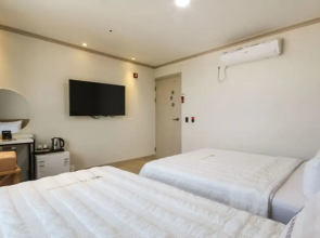 Yeosu MJ Motel