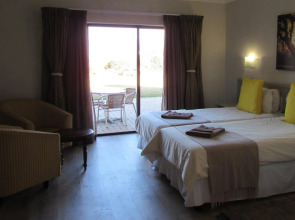 Cayley Mountain Resort