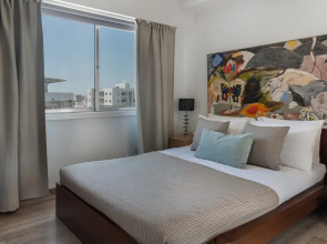 Phaedrus Living Nicosia Heartside Flat