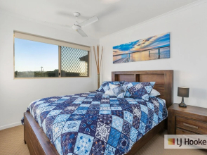 Exclusive Ocean View Penthouse On Marine Parade