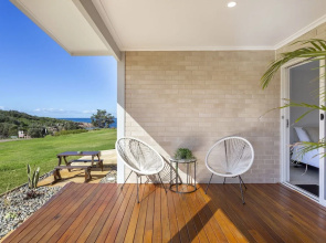 Whale Studio Apartment, 1a Ocean Street