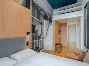 Dean’s Home Budapest